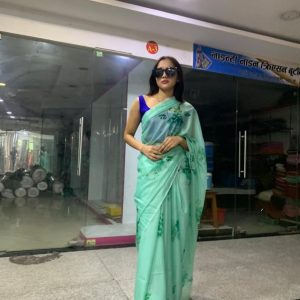 Green Floral Printed Chiffon Saree With Unstitched Blouse For Women