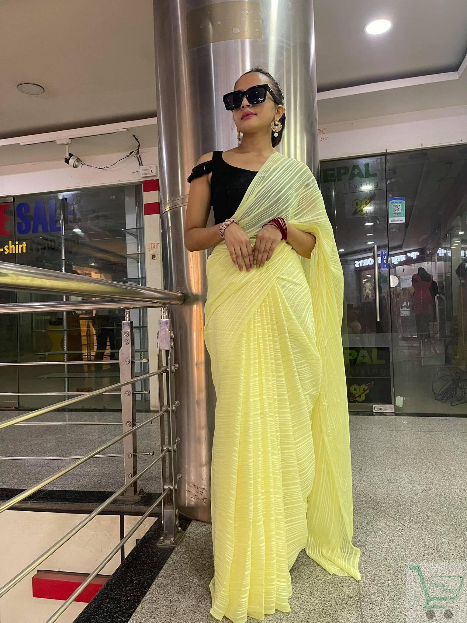 Yellow Zari Lining Saree With Unstitched Blouse For Women